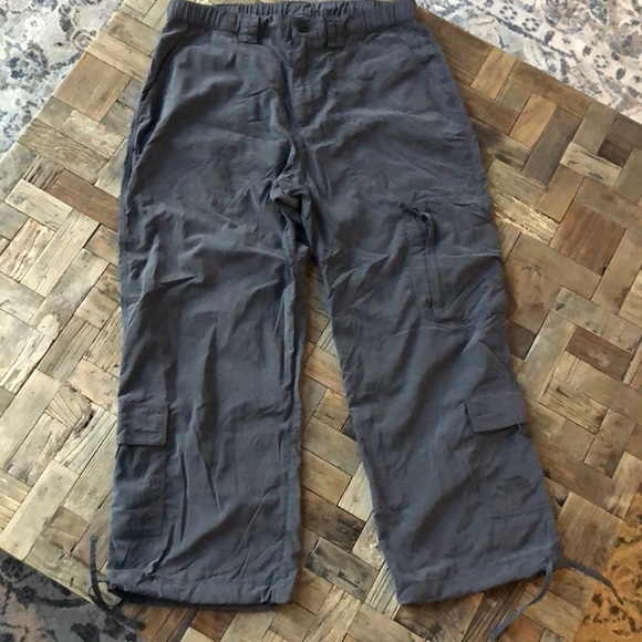 The North Face gray Capri hiking pants - Picture 1 of 11